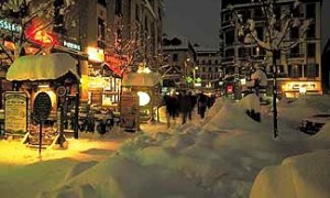 chamonix at night