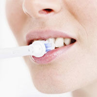 De ce sangereaza gingiile? De ce sangereaza gingiile?