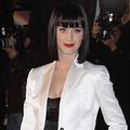 Katy Perry mesteca anticonceptionale