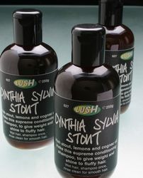 Lush Fresh Handmade Cosmetics - magia aromelor naturale Lush Fresh Handmade Cosmetics - magia aromelor naturale