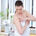 Psoriazisul este una dintre cele mai frecvente boli de piele şi afectează 2% dintre români, susţin medicii dermatologi. Vezi...
