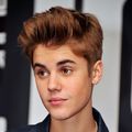 Poliţia a găsit droguri în autocarul lui Justin Bieber