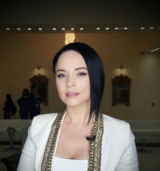 Andreea Marin, apel pentru salvarea unui tânăr care ameninţă că se va sinucide