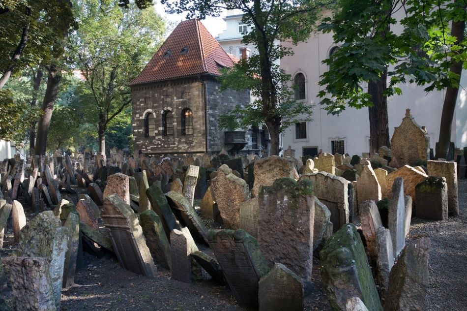 Vechiul cimitir evreiesc din Praga, Cehia