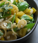 Salata de paste, feta si menta
