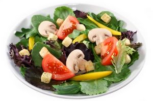 Salata de spanac cu ciuperci