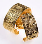 Colectie de bijuterii din aur, expuse la Muzeul National de Arta