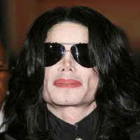 Michael Jackson a scapat din nou
