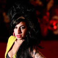 Amy Winehouse, numai probleme