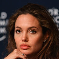 Angelina Jolie, povestea continua