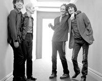 The Rolling Stones semneaza un contract global cu Universal Music Group
