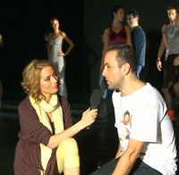 Laura Cosoi, la repetitii cu Razvan Mazilu pentru Urban Kiss
