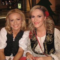 Gabriela Vranceanu-Firea si Simona Gherghe, Trandafirii din Antena