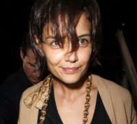 Katie Holmes are probleme?