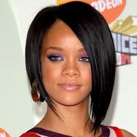 Rihanna, "rusinata" in compania lui Chris Brown