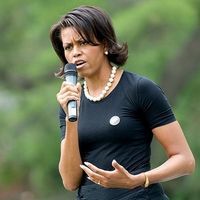 Michelle Obama amenajeaza o gradina de zarzavat la Casa Alba