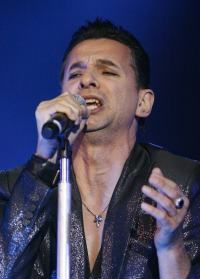 Depeche Mode nu mai concerteaza in Romania
