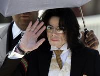 Familia Jackson i-a adus un ultim omagiu lui Michael