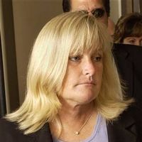 Debbie Rowe nu a renuntat la drepturile parintesti