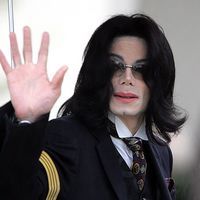Michael si calvarul acuzatiilor de pedofilie