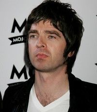 Noel Gallagher a parasit Oasis