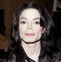 Ultimul single al lui Michael Jackson, nu e numai al lui