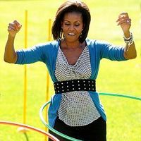 Michelle Obama a facut o demonstratie de hula-hoop