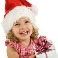 Zeci de mii de cadouri pentru copiii nevoiasi