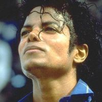 Dosarul lui Michael Jackson, facut public de FBI