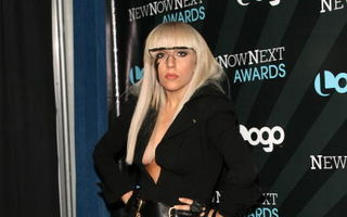 Lady Gaga, singura si nefericita