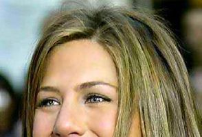 Jennifer Aniston apeleaza la un donator de sperma