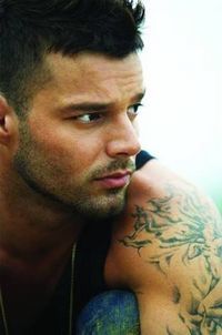 Ricky Martin a recunoscut oficial ca este homosexual