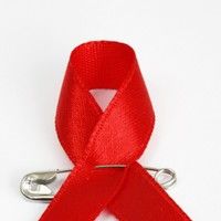 Infectia cu HIV poate fi prevenita. Protejeaza-te!