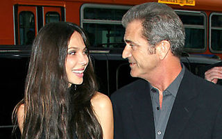 Mel Gibson s-a despartit de iubita