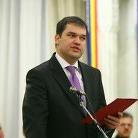 Directorul Institutului National Cantacuzino, demis din functie