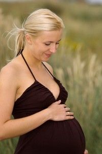 Fumatul in sarcina afecteaza fertilitatea fatului de sex masculin