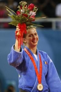Alina Dumitru, inca o medalie de aur