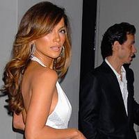 Jennifer Lopez a inchiriat un yacht de 20 de milioane lire
