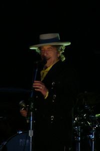 Bob Dylan a cantat aseara la Bucuresti pentru 10.000 de fani