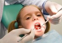 Tratamente stomatologice gratuite pentru copiii institutionalizati