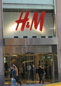E oficial: H&M vine in Romania