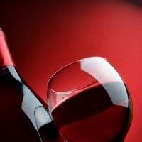 Vinul rosu protejeaza ochii
