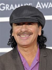 Carlos Santana s-a logodit pe scena