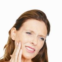 Semne care arata ca dintii sunt afectati de acizi