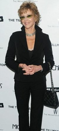 Jane Fonda arata incredibil la 72 de ani