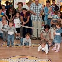 Peste 60 de copii au sărbătorit Ziua Mondială a Curăţeniei la Marşul Bebeluşilor