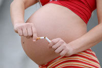 Fumatul creşte riscul de sarcină extrauterină