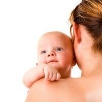 Cremele pentru bebeluşi predispun la eczeme