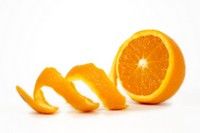 5 motive pentru care nu trebuie să arunci cojile de portocale