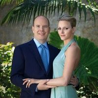 Nunta regală: Comparaţie între Kate şi Charlene de Monaco